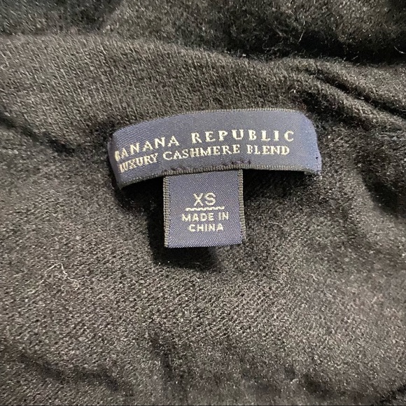 Banana Republic Black Wool Cashmere Pullover Sweater - Picture 4 of 5